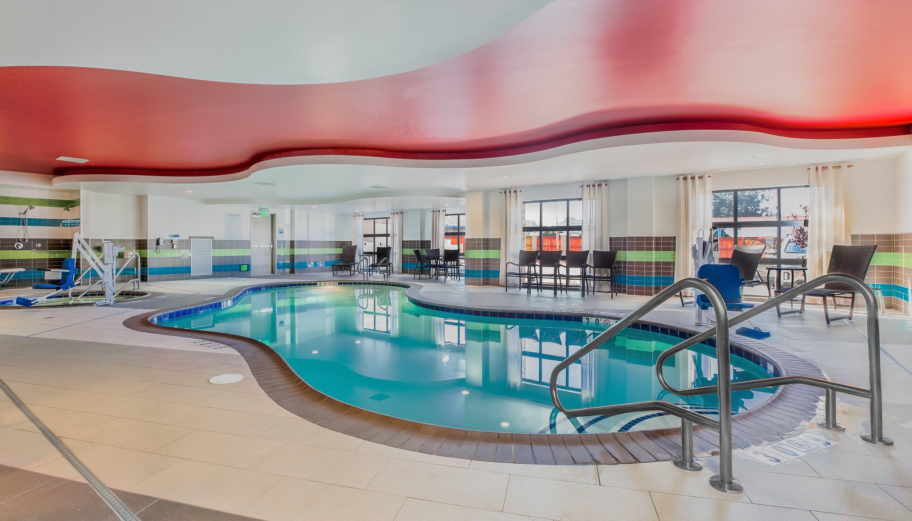 Holiday Inn Express & Suites Eureka By Ihg Экстерьер фото